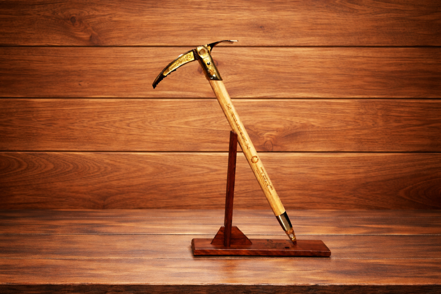 Summit Solution Founder Gurung Honored with Korea’s Prestigious Golden Ice Axe Award