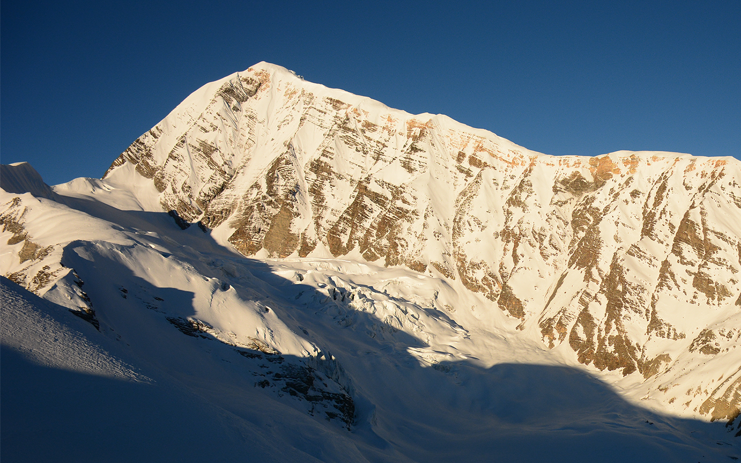 Chulu East Expedition